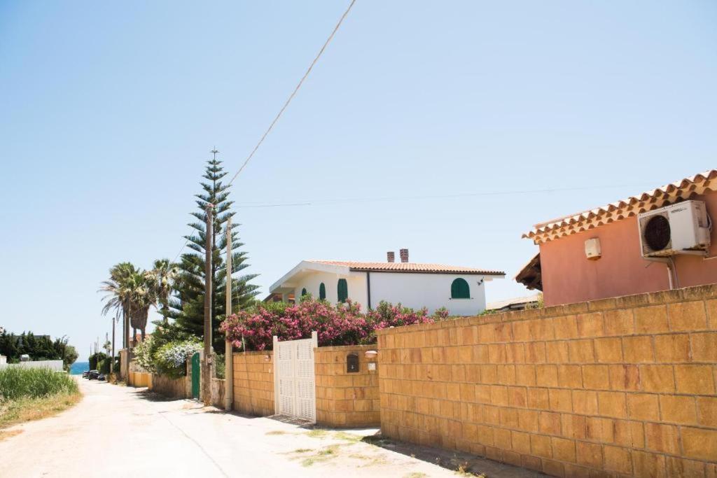 Villa Casa Elio In Val Di Noto Calabernardo Exterior foto